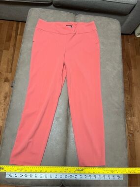 Soho Coral Straight-Leg Pull-On Pants
